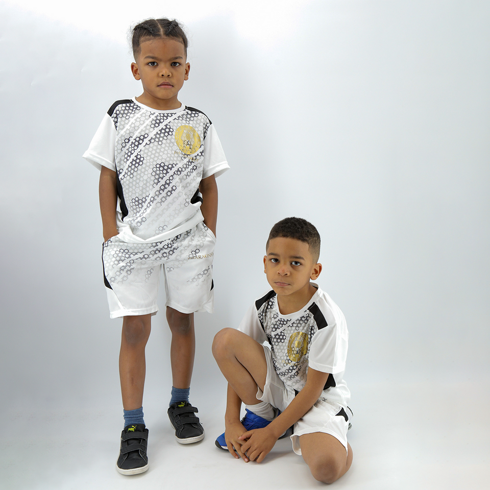 Conjunto infantil de t-shirt e calções – Branco ou preto – Pharaonique