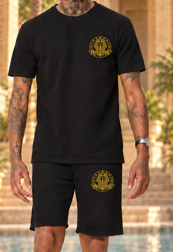 Ensemble short tee-shirt Homme Kemet noir – vue rapprochée, logo Pharaonique original côté cœur et poche gauche